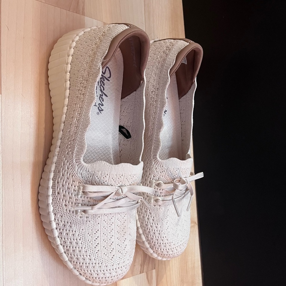 Skechers Women's Wiltshire Blvd Slip-on sneaker - Picture 2 of 5